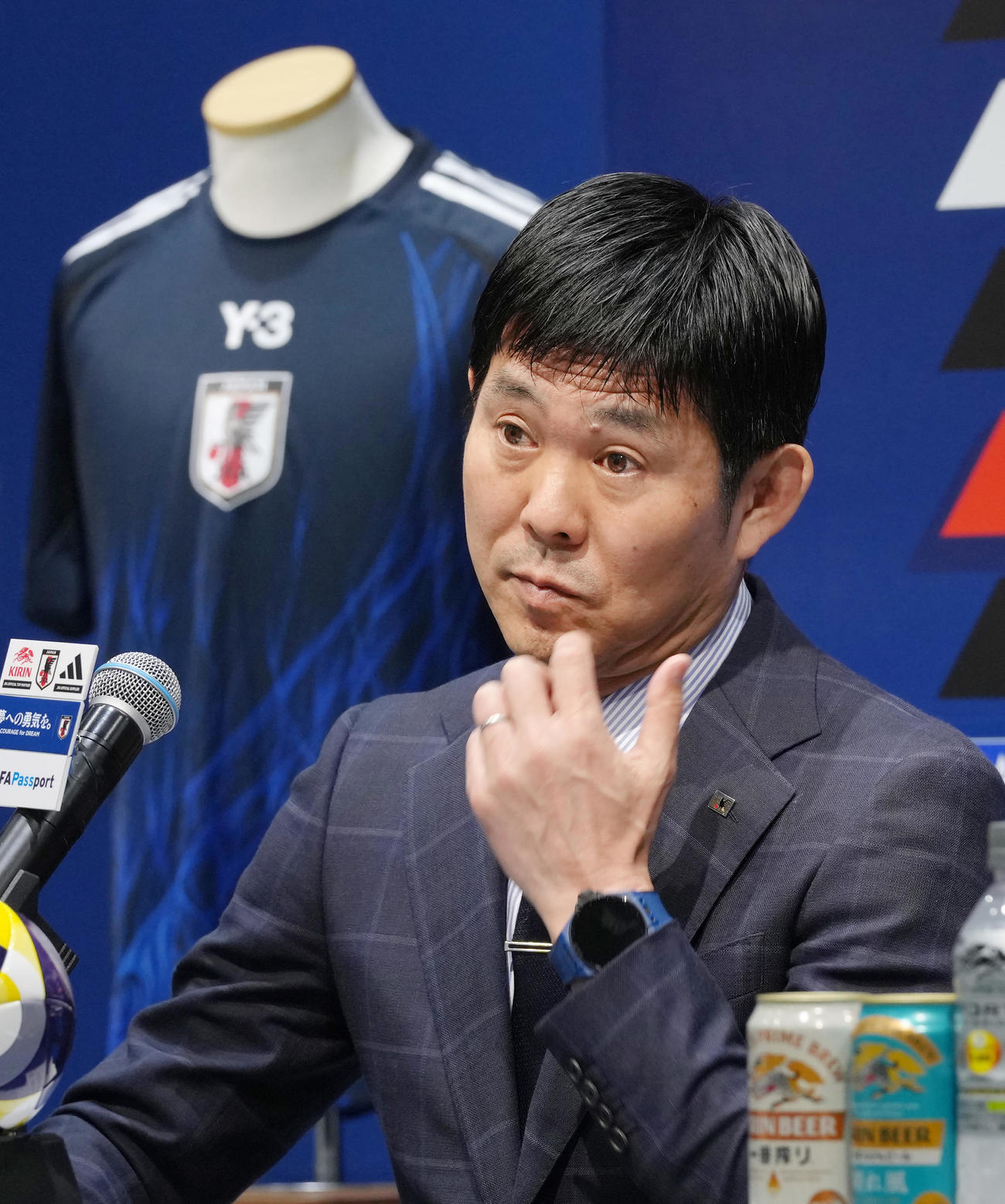 日本代表メンバー発表会見に臨む森保監督（撮影・足立雅史）