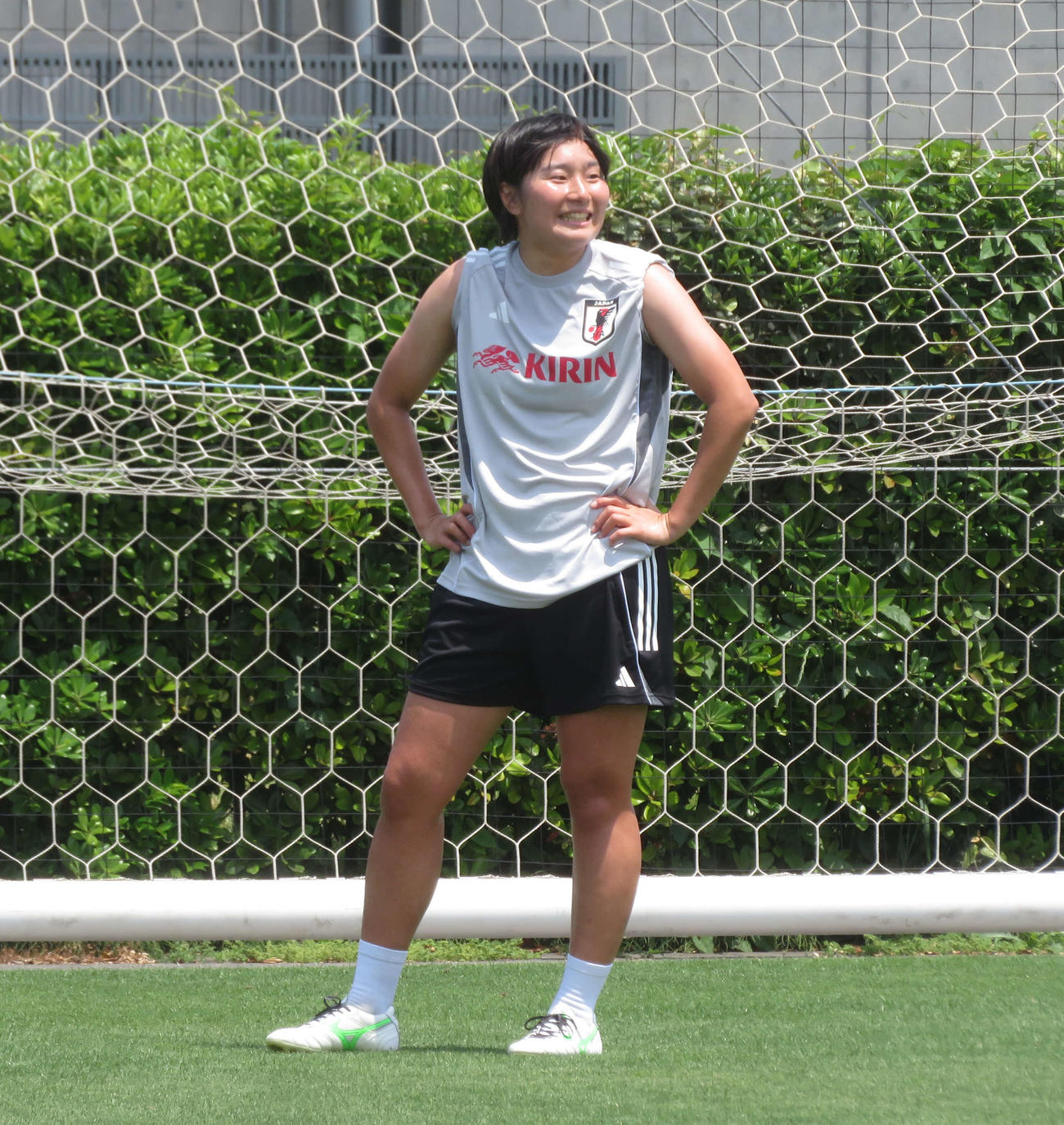 自主トレを行った女子日本代表なでしこジャパンFW千葉玲海菜（撮影・佐藤成）