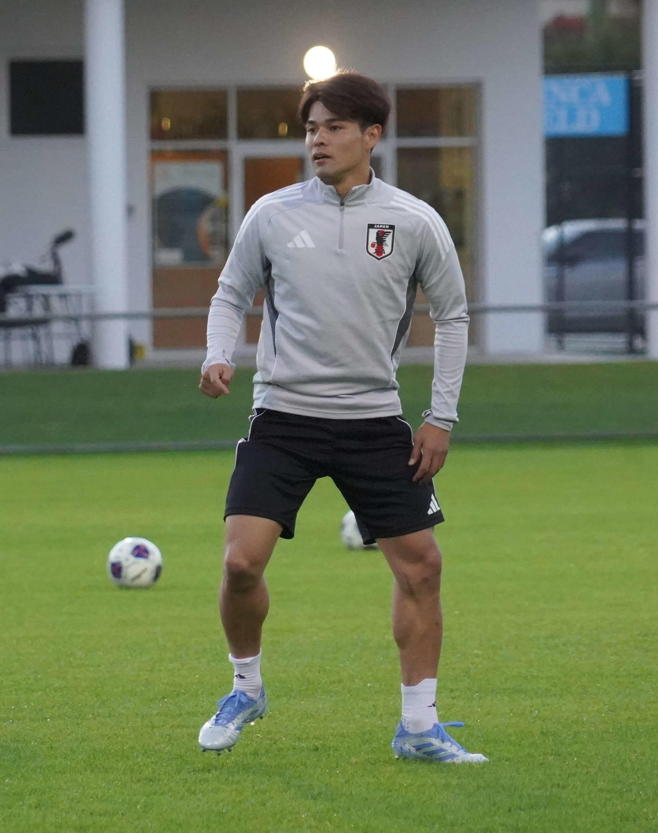 26年W杯北中米大会アジア最終予選オーストラリア代表戦に向けた練習に臨む日本代表MF佐野海舟（撮影・佐藤成）