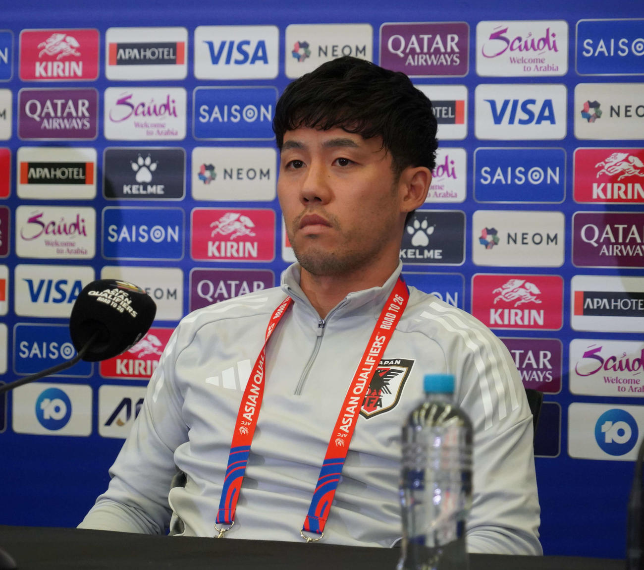 前日会見に出席した遠藤（撮影・佐藤成）
