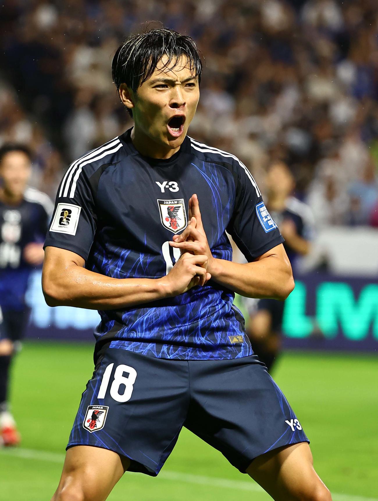 日本対インドネシア　ゴールを決めた町野は忍者ポーズ（撮影・上田博志）