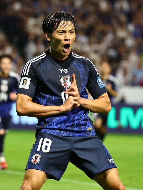 日本対インドネシア　ゴールを決めた町野は忍者ポーズ（撮影・上田博志）