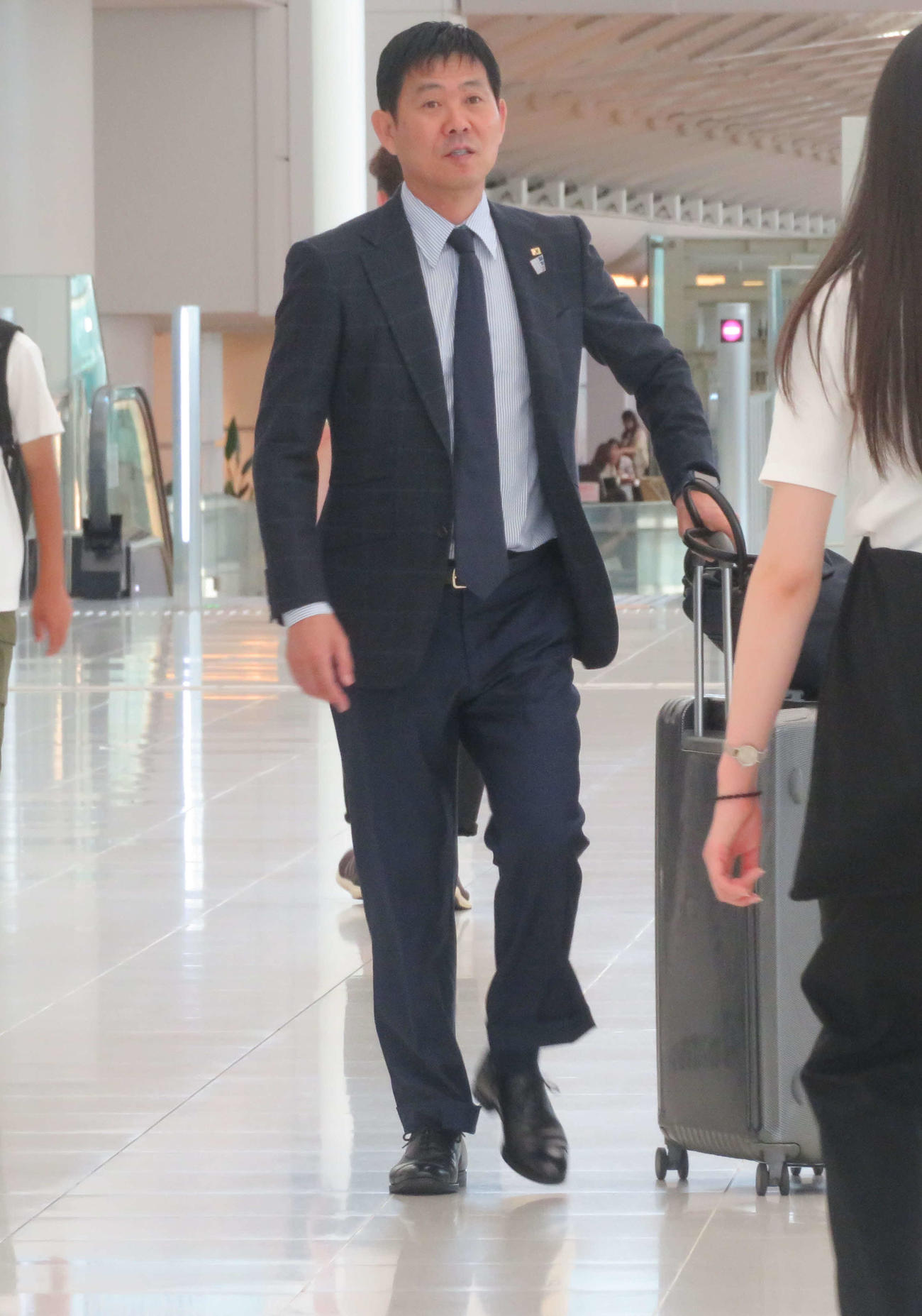 東アジアE－1選手権に向けて韓国へ出発する日本代表森保一監督（撮影・佐藤成）