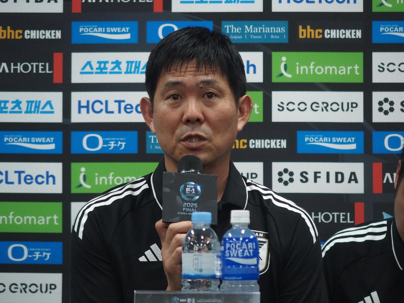 東アジアE－1選手権の公式会見に出席した日本代表の森保監督（撮影・永田淳）