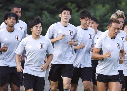 日本代表】香港戦デビュー弾の中村草太「どこでも自分の特長を見失わず