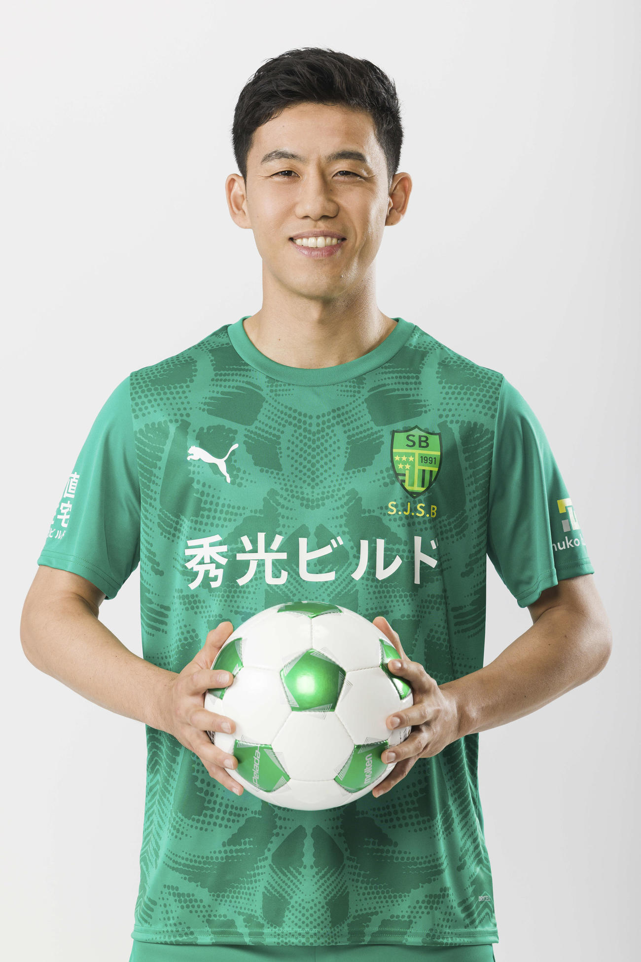 秀光ビルドのイメージキャラクターに就任した遠藤航