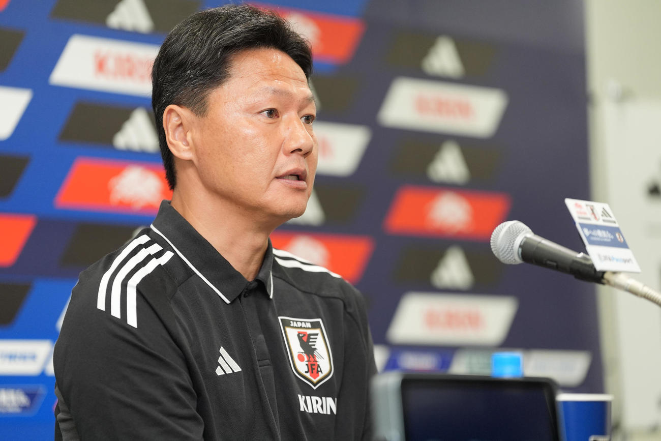 AFC U－23アジアカップ　サウジアラビア大会予選のメンバー発表会見に臨むU－22日本代表の大岩監督（撮影・鈴木みどり）