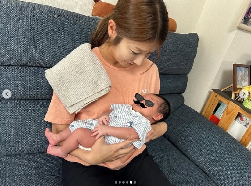 鮫島彩さんのインスタグラムから
