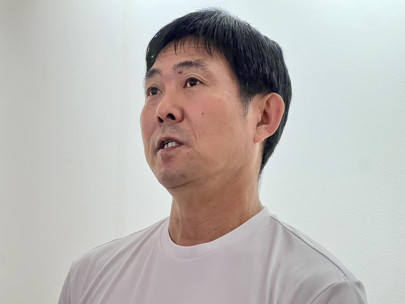 米国遠征とW杯北中米大会のキャンプ候補地視察から帰国した日本代表森保一監督（撮影・佐藤成）