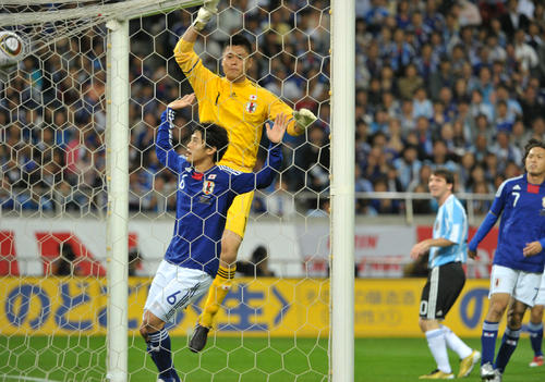 日本代表】ザック監督、初陣でメッシ擁するアルゼンチンを1－0撃破