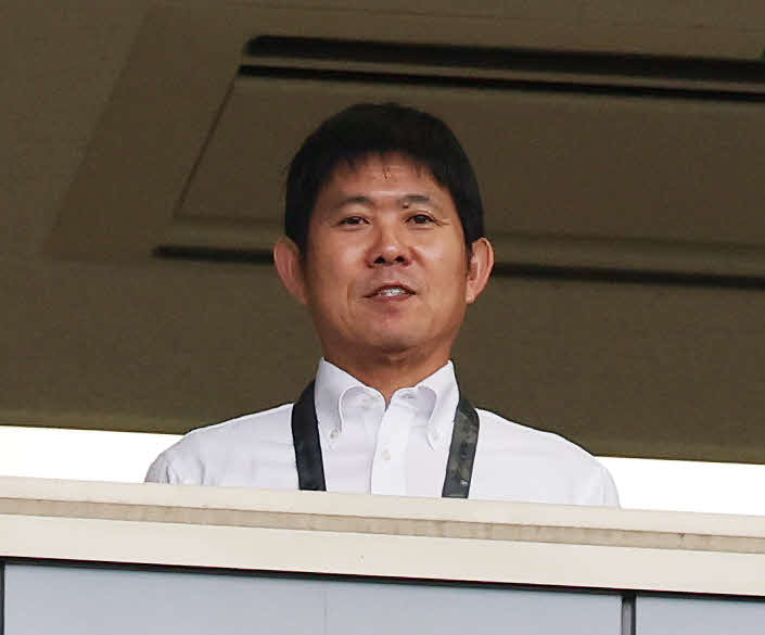 町田対福岡　視察に訪れた日本代表森保監督（撮影・宮地輝）