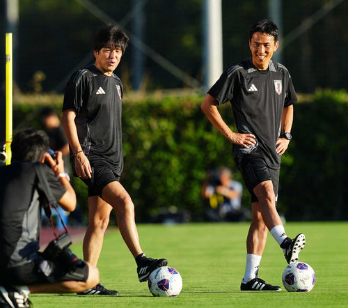 日本代表】長谷部誠コーチ、W杯優勝へ「整える」 欧州選手に考え 日本代表】長谷部誠コーチ、W杯優勝へ「整える」 欧州選手に考え