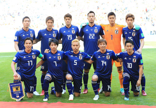 日本対コロンビア　前列左から長谷部誠、柴崎岳、長友佑都、乾貴士、香川真司、後列左から昌子源、原口元気、酒井宏樹、吉田麻也、GK川島永嗣、大迫勇也（2018年6月19日撮影）