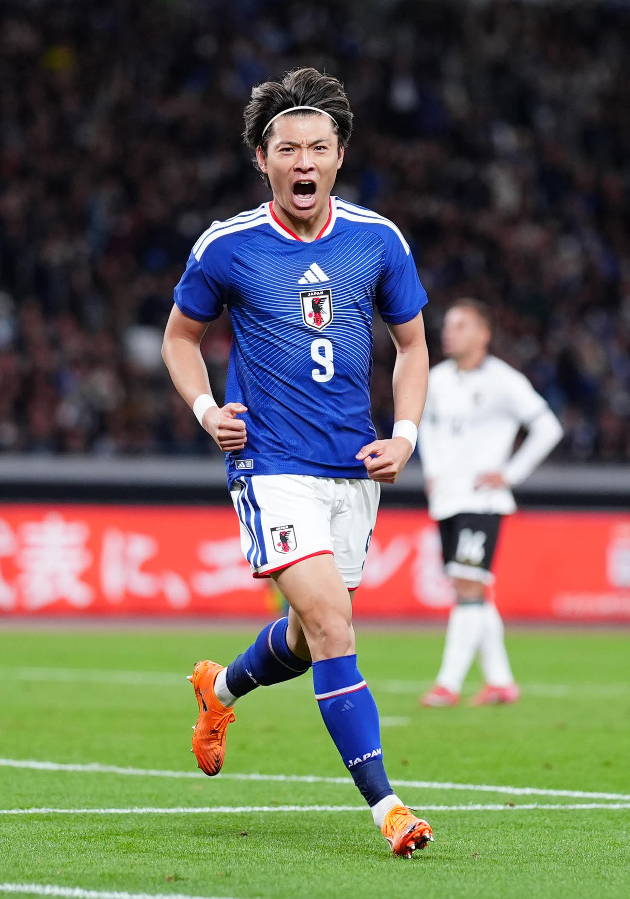 日本対ボリビア　後半、ゴールを決め、歓喜する町野（撮影・江口和貴）