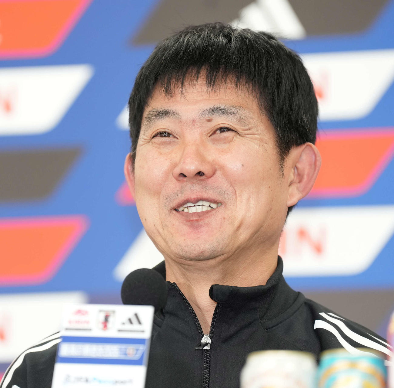 日本対ボリビア　会見で笑顔の森保監督（撮影・井上学）