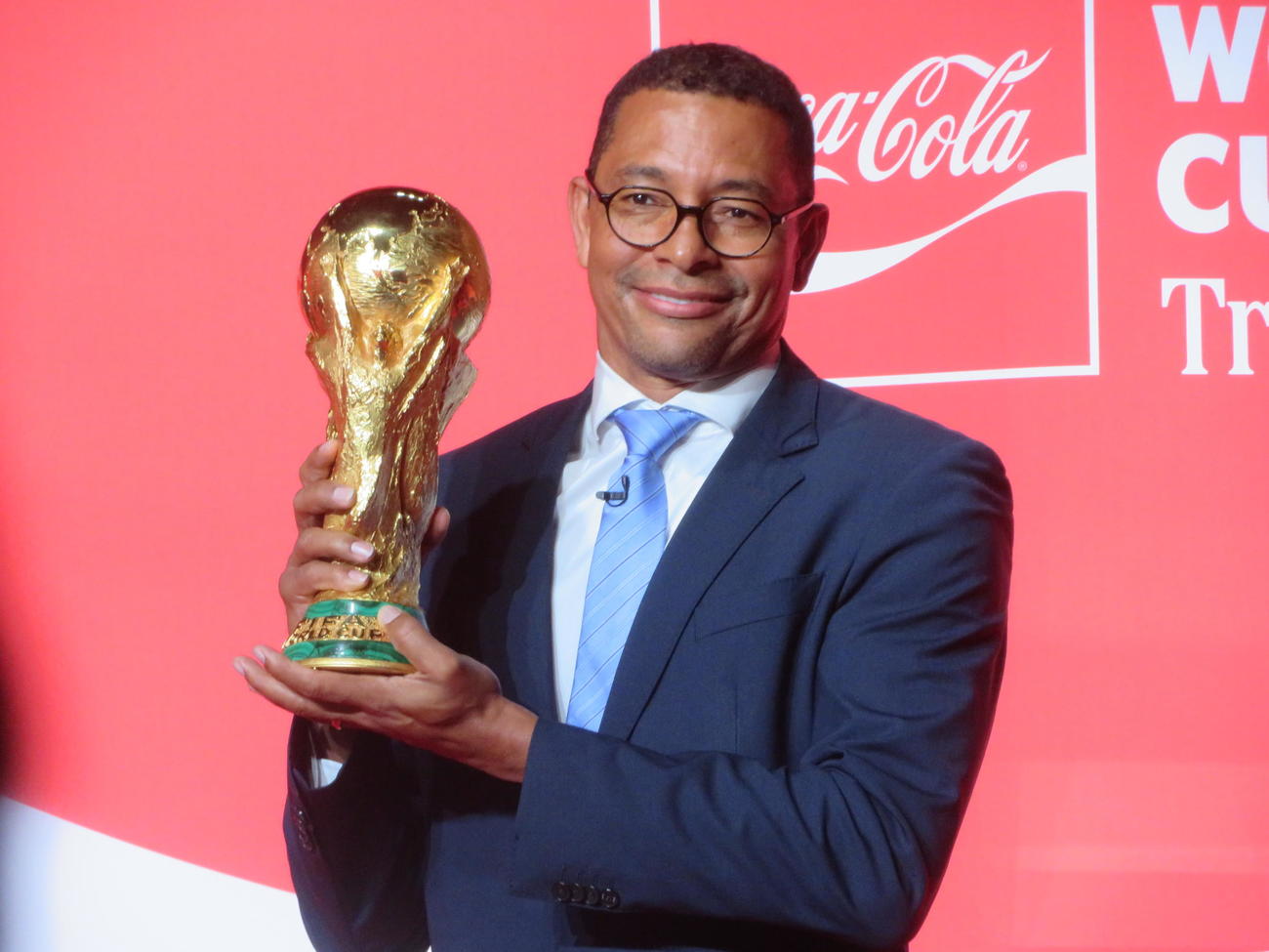 FIFAワールドカップ　トロフィーの日本上陸イベントに出席した元ブラジル代表のジウベルト・シウバ氏（撮影・佐藤成）