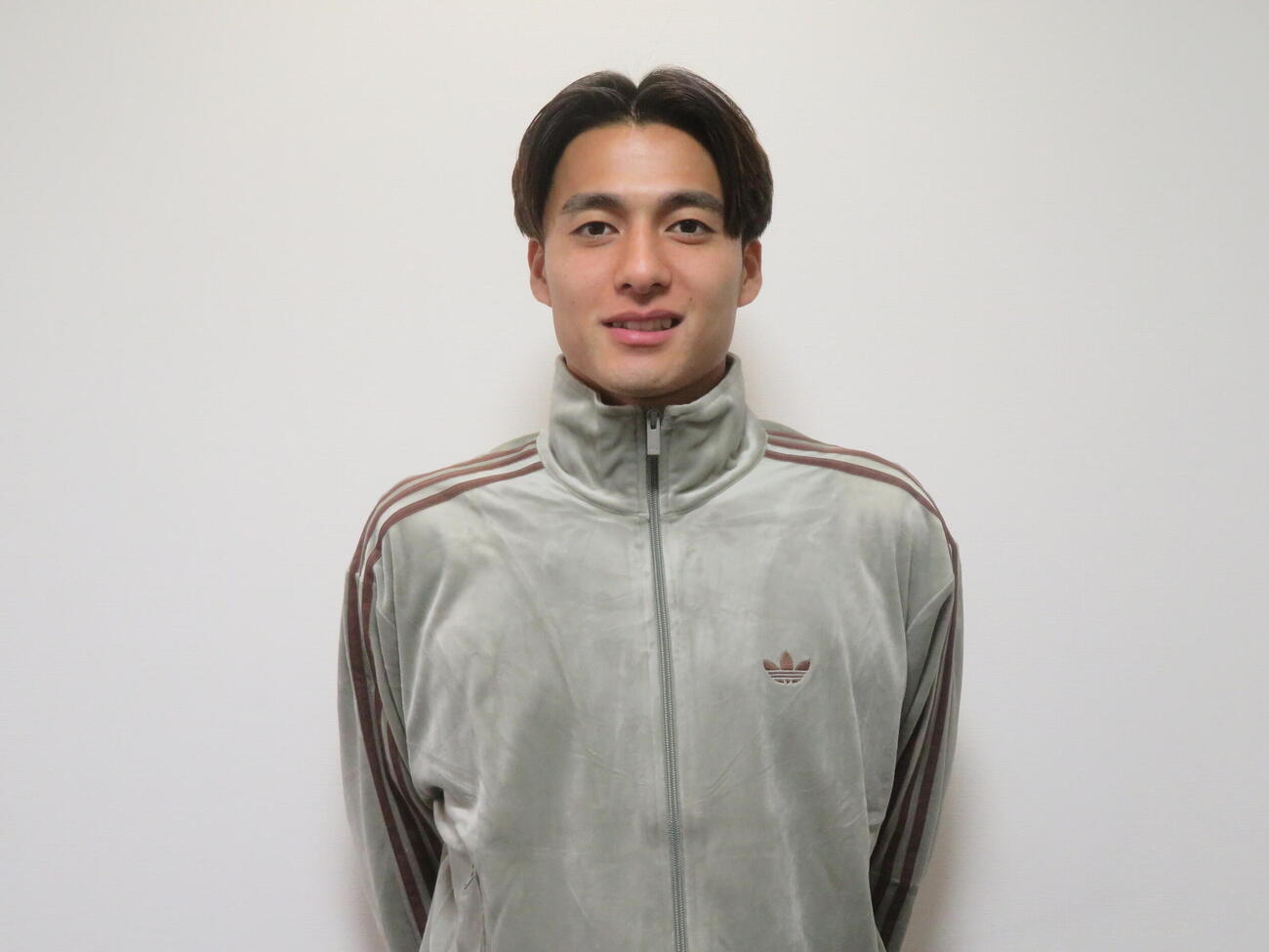 日刊スポーツの単独インタビューに応じたオランダ1部NECナイメヘンに所属するMF佐野航大（撮影・佐藤成）