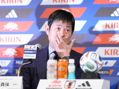 日本代表】三笘薫選外…森保監督は涙「本人が一番痛い…早くプレーできる