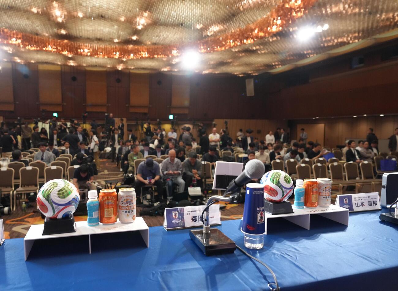 W杯北中米大会日本代表メンバー発表会見が行われる会場（撮影・足立雅史）
