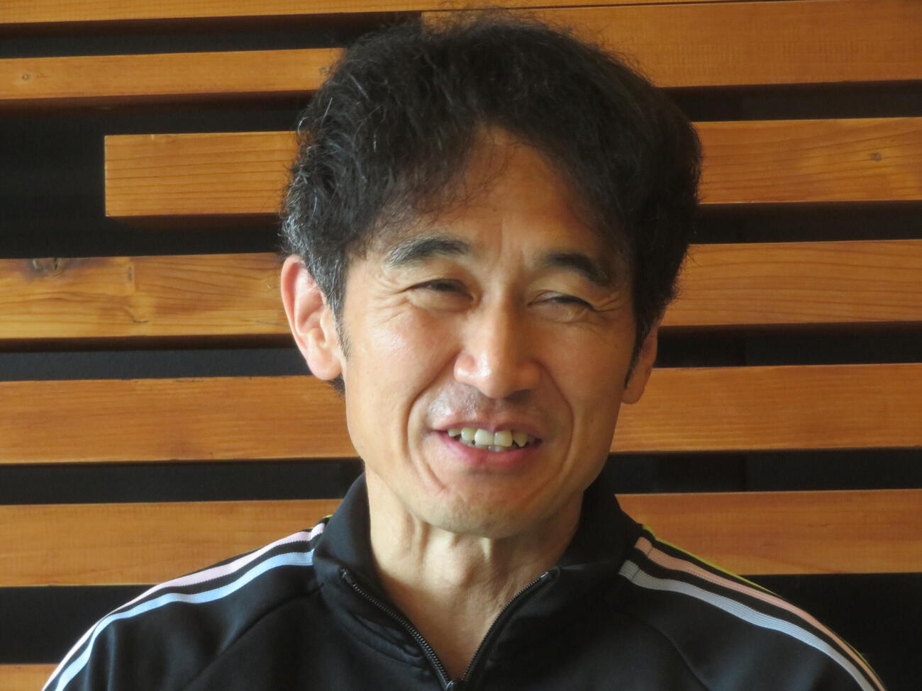 FIFAワールドカップ（W杯）北中米大会に向けて取材に応じた日本代表の斉藤俊秀コーチ