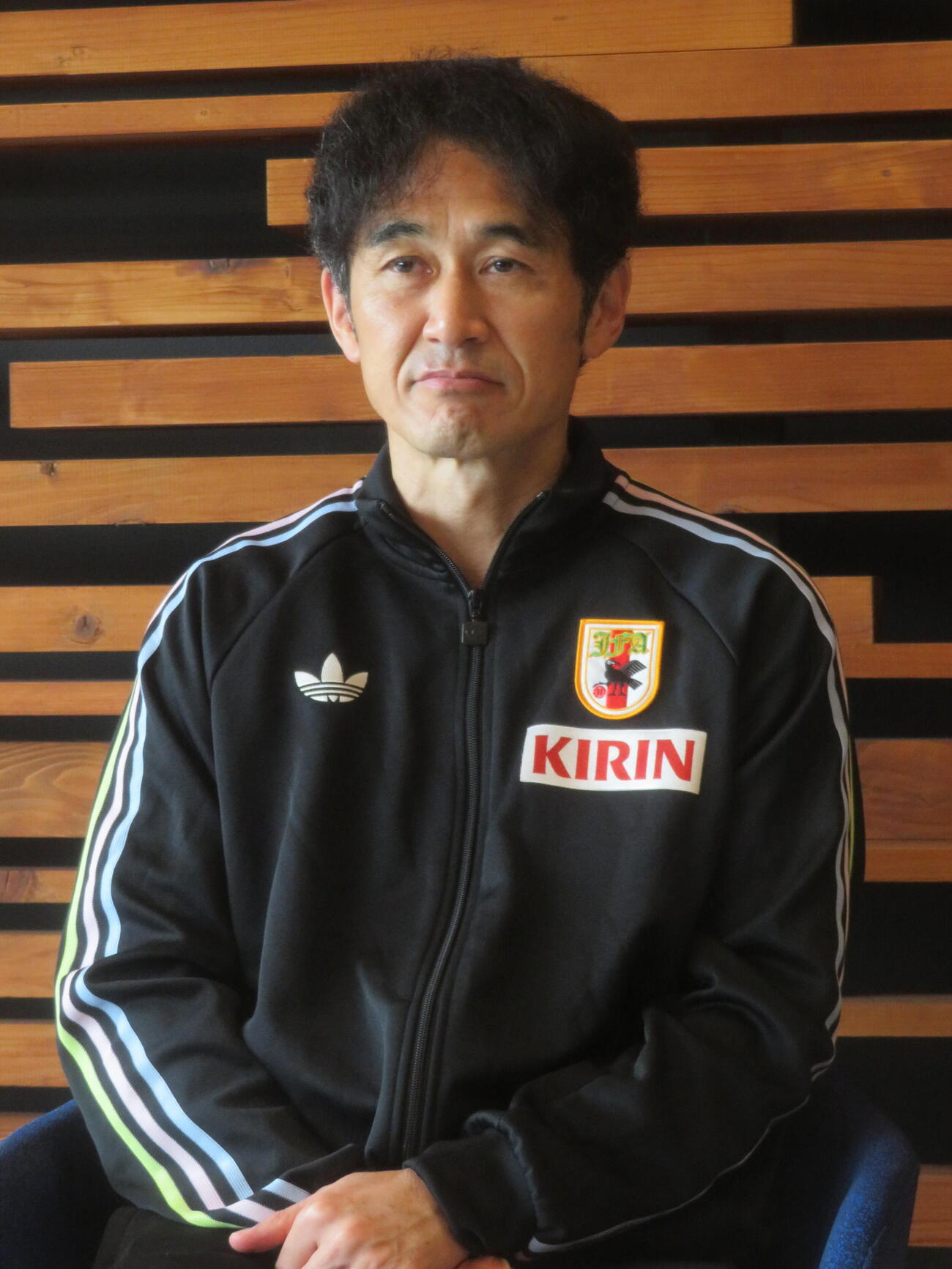 FIFAワールドカップ（W杯）北中米大会に向けて取材に応じた日本代表の斉藤俊秀コーチ