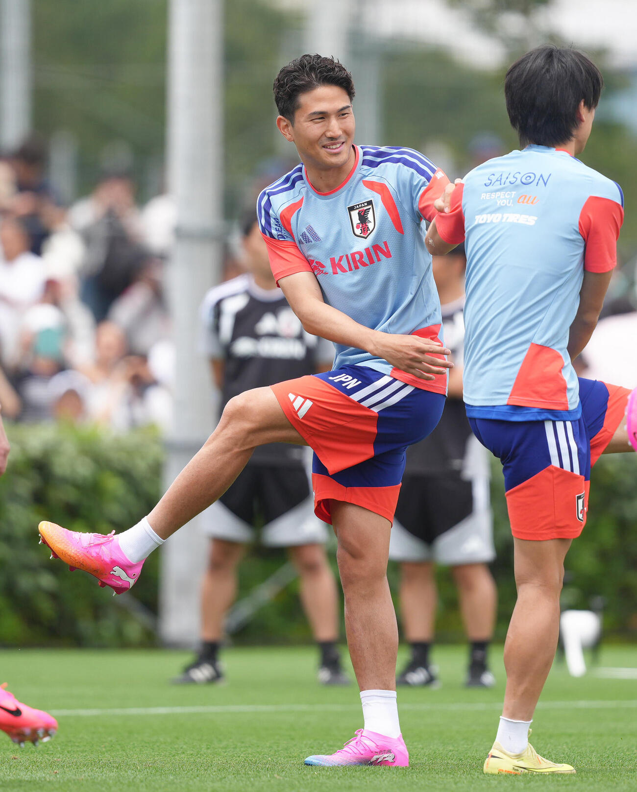 日本代表練習　練習中、笑顔を見せる渡辺剛（撮影・足立雅史）