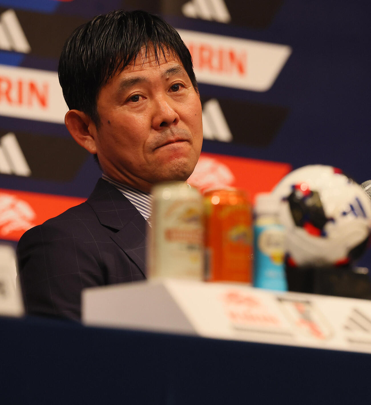 サッカー日本代表の監督続投を発表する会見に登壇した森保一監督（撮影・水谷安孝）