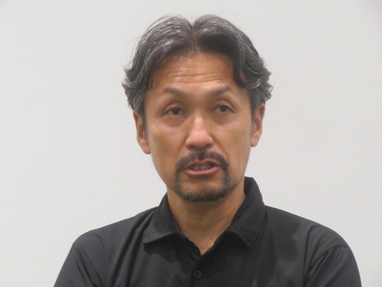 愛知・名古屋アジア大会に向けて取材に応じた女子日本代表なでしこジャパンの狩野倫久監督