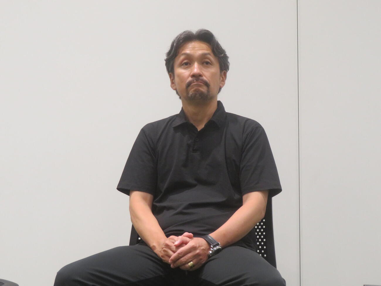 愛知・名古屋アジア大会に向けて取材に応じた女子日本代表なでしこジャパンの狩野倫久監督