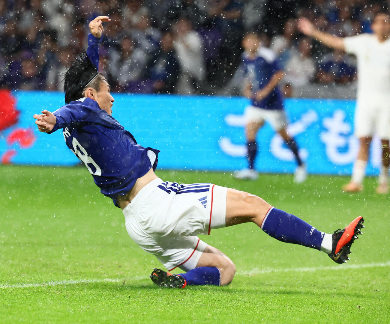 日本対ベネズエラ　後半、同点ゴールを決める上田綺世（撮影・加藤哉）