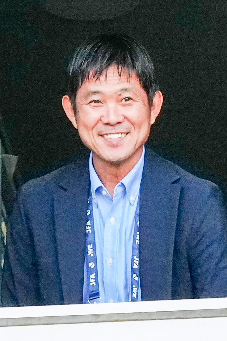 東京Vー広島戦を視察する日本代表の森保一監督（撮影・江口和貴）