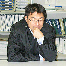 五輪出場権獲得から一夜明け会見するＵ－22日本代表の反町監督