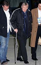 日本対ボスニア・ヘルツェゴビナ　観戦に訪れるオシム氏（中央）