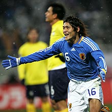 決勝ゴールを決め喜ぶ大久保嘉人（撮影・宇治久裕）