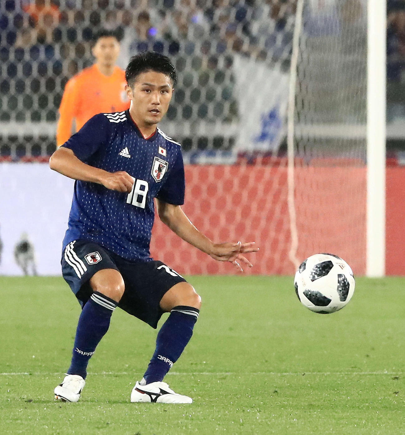 17-18 日本代表 大島僚太 #18 Lサイズ 大島僚太がチーム練習合流、将来の海外移籍に含み - J1 : 日刊スポーツ