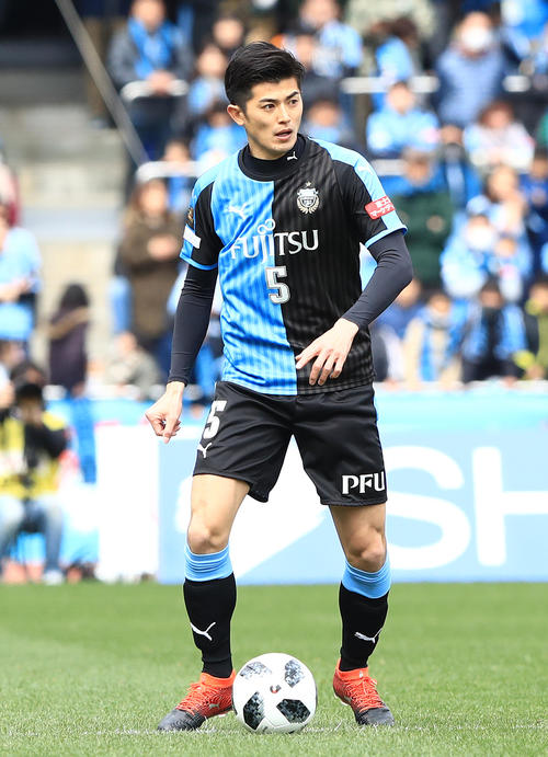 川崎F谷口ら選手27人がUSJでミニオンズ扮装 - J1 : 日刊スポーツ