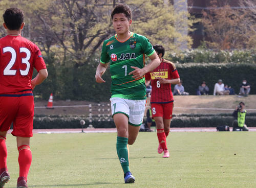 青森山田期待のルーキーMF松木（撮影・杉山理紗）