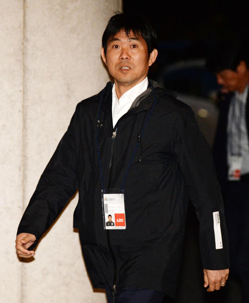 鹿島－慶南戦の視察に訪れた日本代表森保監督（撮影・横山健太）