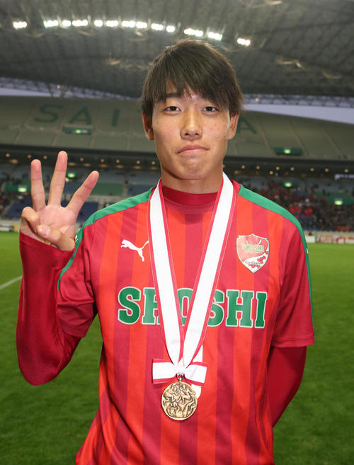 青森山田戦でハットトリックを記録した尚志FW染野唯月（2019年1月12日撮影）