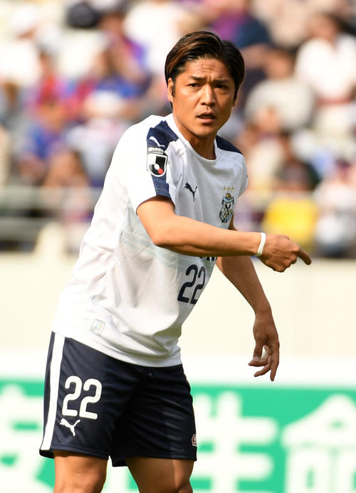 東京対磐田　後半、指示を出す磐田FW大久保（撮影・横山健太）