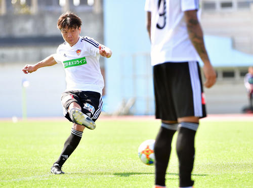 仙台MF梁勇基（2019年1月29日撮影）