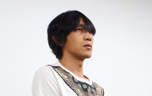 移籍について語る磐田MF中村