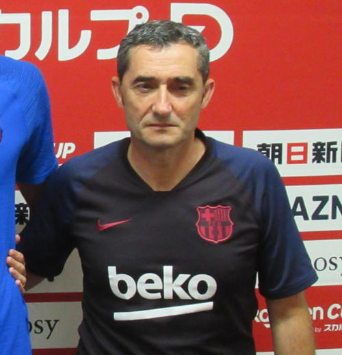 バルセロナのバルベルデ監督（撮影・実藤健一）