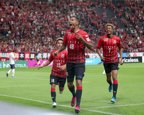 札幌対東京　後半2分、ゴールを決め吠える札幌FWジェイ（撮影・佐藤翔太）