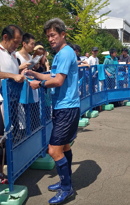 相模原との練習試合で2本目に出場した横浜FCのFWカズ