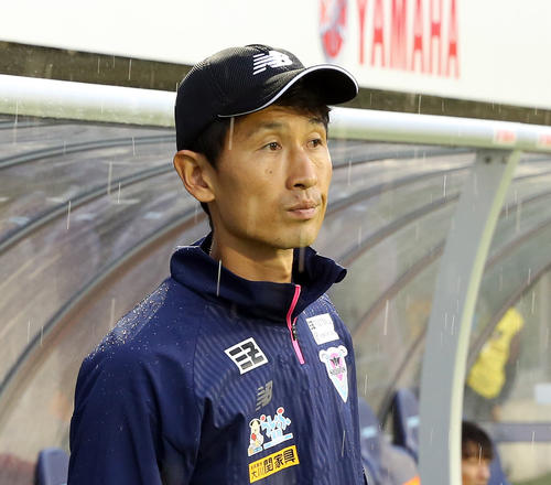 鳥栖金明輝監督