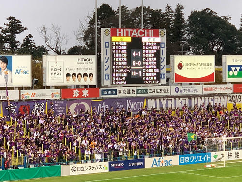 Jリーグ新記録の柏の13得点が表示されたスコアボード（撮影・松尾幸之介）