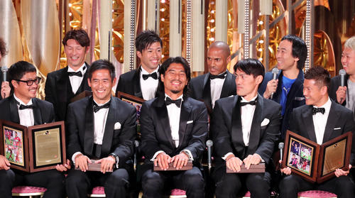 ｊ功労選手賞は小笠原満男氏ら８人 うれしく思う サッカー 日刊スポーツ