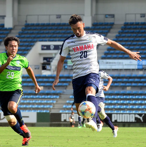 磐田FW川又