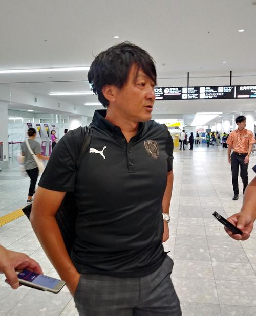 清水篠田監督（19年8月撮影）